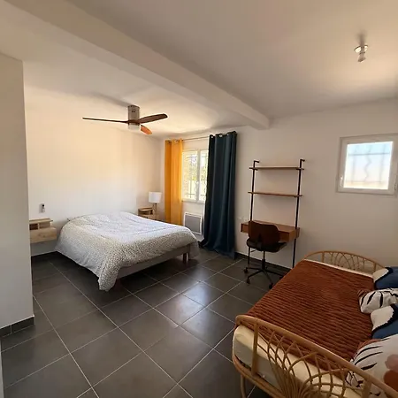 House With Jacuzzi Spa, Wifi, 2 Bedrooms